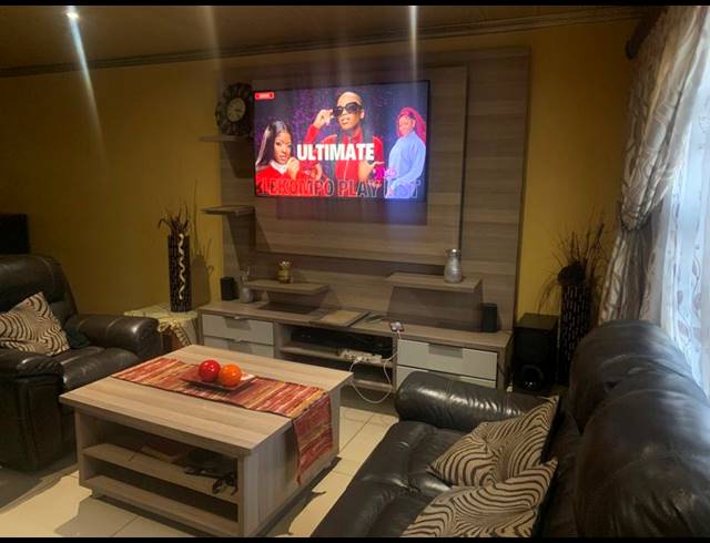 1 BEDROOM HOUSE FOR SALE IN CHLOORKOP